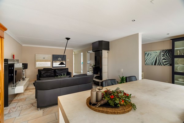 De wervel 38-2-23.jpg